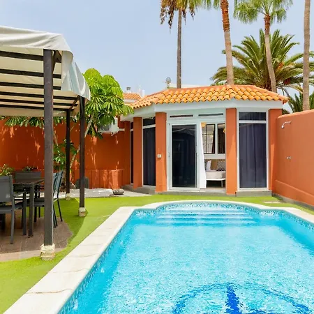 With A Private Swimming Pool Holiday home *