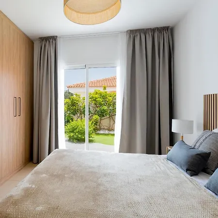 With A Private Swimming Pool Кальяо-Сальвахе